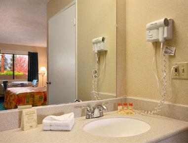 Days Inn By Wyndham Whittier Los Angeles Luaran gambar